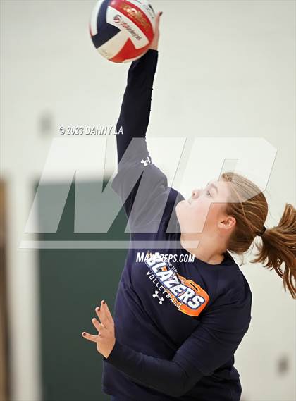 Thumbnail 1 in Flint Hill vs. Notre Dame Prep (Tiger Paws Invitational) photogallery.