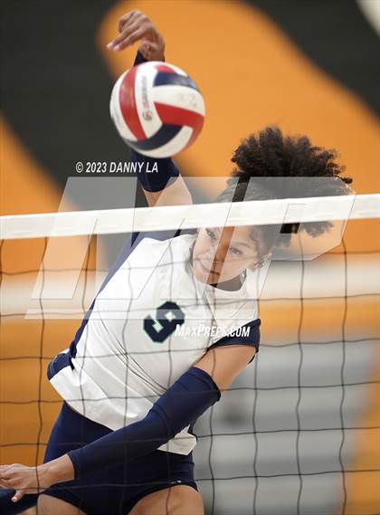 Thumbnail 3 in Flint Hill vs. Notre Dame Prep (Tiger Paws Invitational) photogallery.