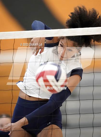 Thumbnail 1 in Flint Hill vs. Notre Dame Prep (Tiger Paws Invitational) photogallery.