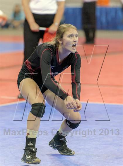 Thumbnail 2 in Ponderosa vs. Longmont (CHSAA 4A Pool II) photogallery.