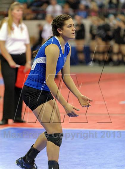 Thumbnail 1 in Ponderosa vs. Longmont (CHSAA 4A Pool II) photogallery.