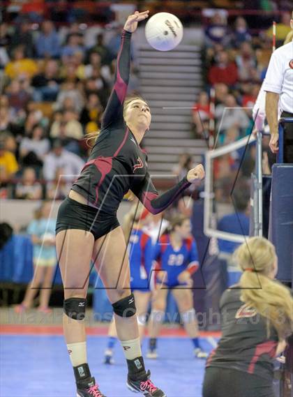 Thumbnail 3 in Ponderosa vs. Longmont (CHSAA 4A Pool II) photogallery.