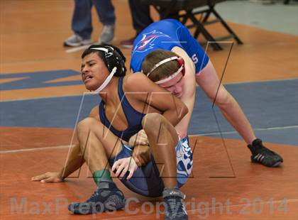 Thumbnail 1 in UIL Region IV 5A Wrestling Tournament photogallery.