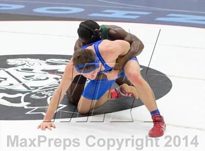 Thumbnail 2 in UIL Region IV 5A Wrestling Tournament photogallery.