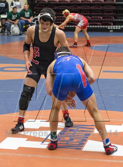 Thumbnail 3 in UIL Region IV 5A Wrestling Tournament photogallery.