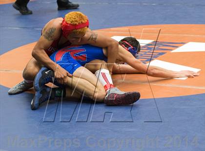 Thumbnail 3 in UIL Region IV 5A Wrestling Tournament photogallery.