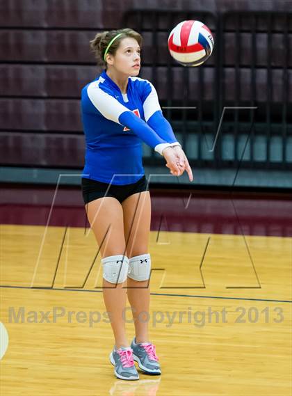Thumbnail 2 in South Garland vs Rowlett photogallery.