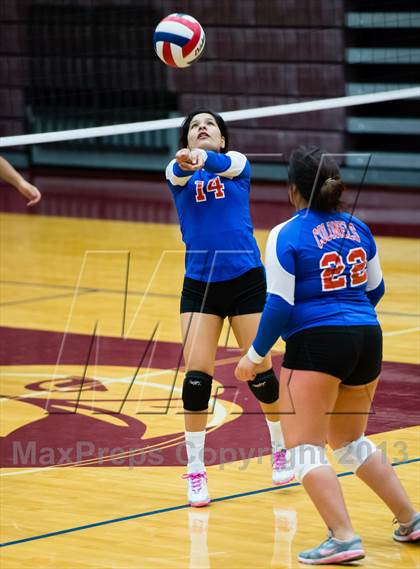 Thumbnail 3 in South Garland vs Rowlett photogallery.