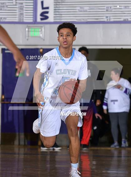 Thumbnail 1 in Burbank vs. Clovis North (St. Hope Elite Classic) photogallery.