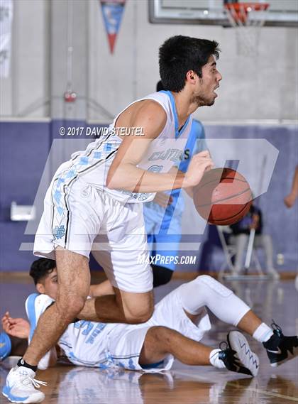 Thumbnail 3 in Burbank vs. Clovis North (St. Hope Elite Classic) photogallery.