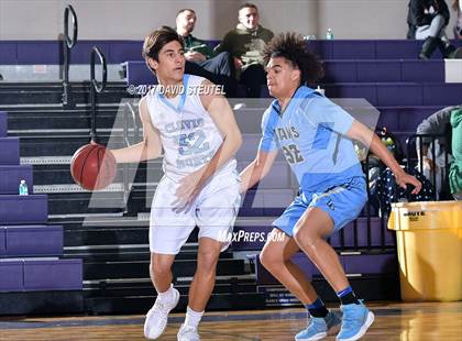 Thumbnail 3 in Burbank vs. Clovis North (St. Hope Elite Classic) photogallery.