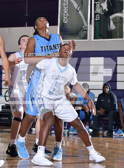 Thumbnail 3 in Burbank vs. Clovis North (St. Hope Elite Classic) photogallery.