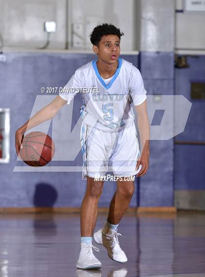 Thumbnail 3 in Burbank vs. Clovis North (St. Hope Elite Classic) photogallery.