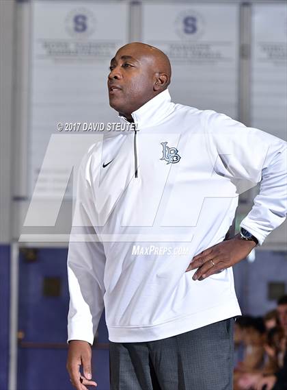 Thumbnail 1 in Burbank vs. Clovis North (St. Hope Elite Classic) photogallery.