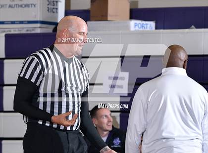 Thumbnail 3 in Burbank vs. Clovis North (St. Hope Elite Classic) photogallery.