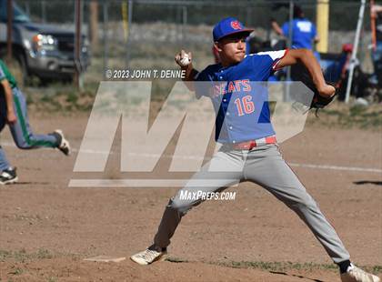 Thumbnail 1 in Mora @ McCurdy photogallery.