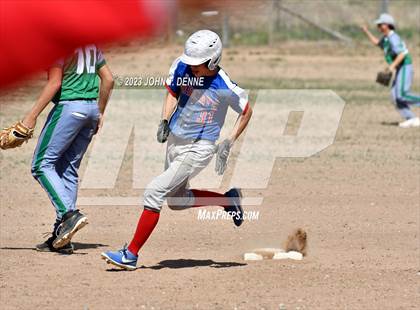 Thumbnail 3 in Mora @ McCurdy photogallery.