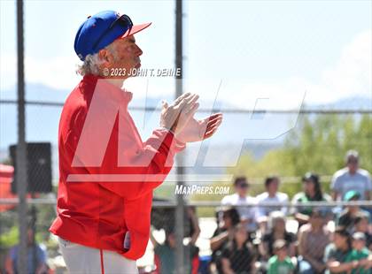 Thumbnail 3 in Mora @ McCurdy photogallery.