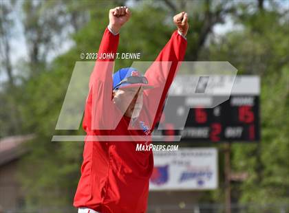 Thumbnail 2 in Mora @ McCurdy photogallery.