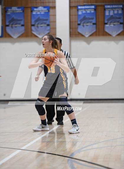 Thumbnail 1 in Oak Ridge vs. Bishop Gorman (SoCal Holiday Prep Classic) photogallery.