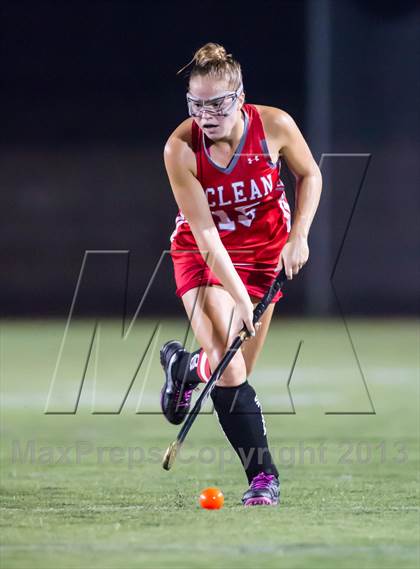 Thumbnail 3 in McLean @ Yorktown photogallery.