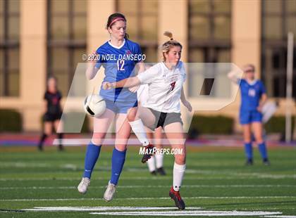 Thumbnail 1 in St. Ignatius vs. Lowell photogallery.