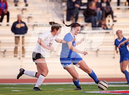 Thumbnail 1 in St. Ignatius vs. Lowell photogallery.