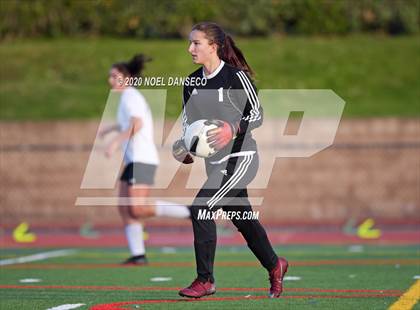 Thumbnail 3 in St. Ignatius vs. Lowell photogallery.