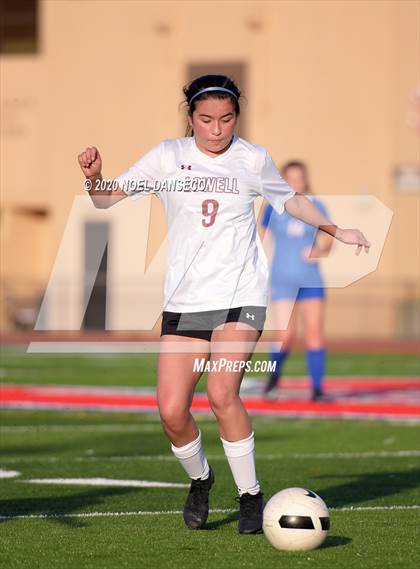 Thumbnail 2 in St. Ignatius vs. Lowell photogallery.