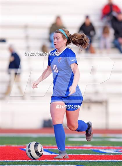 Thumbnail 2 in St. Ignatius vs. Lowell photogallery.