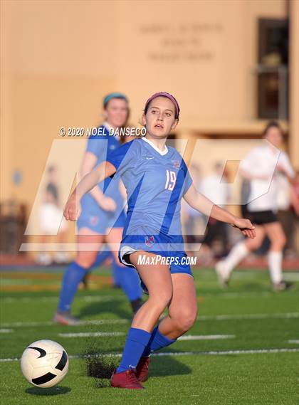 Thumbnail 2 in St. Ignatius vs. Lowell photogallery.