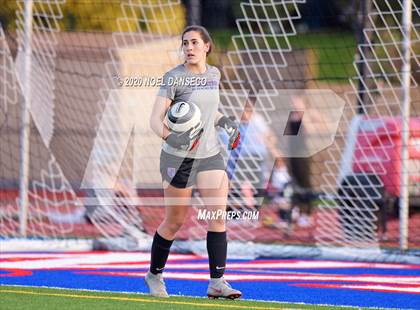 Thumbnail 1 in St. Ignatius vs. Lowell photogallery.