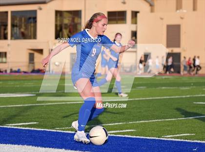 Thumbnail 1 in St. Ignatius vs. Lowell photogallery.