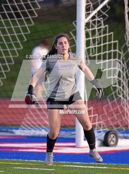 Thumbnail 3 in St. Ignatius vs. Lowell photogallery.