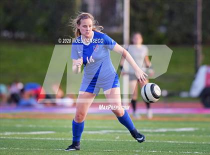 Thumbnail 2 in St. Ignatius vs. Lowell photogallery.