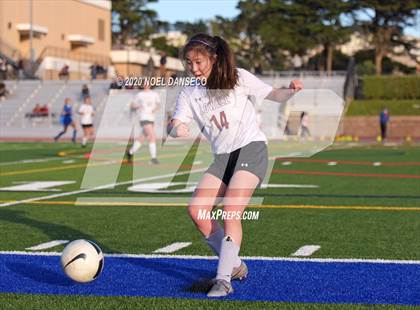 Thumbnail 3 in St. Ignatius vs. Lowell photogallery.
