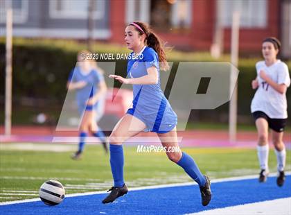 Thumbnail 3 in St. Ignatius vs. Lowell photogallery.