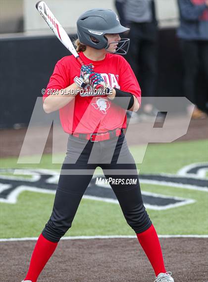 Thumbnail 3 in Van @ Rockwall-Heath (Scrimmage) photogallery.