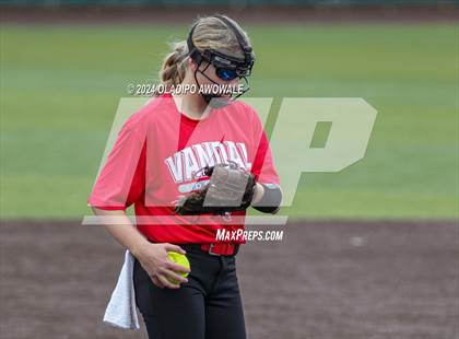 Thumbnail 1 in Van @ Rockwall-Heath (Scrimmage) photogallery.