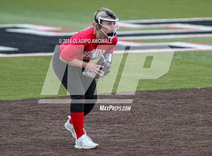 Thumbnail 2 in Van @ Rockwall-Heath (Scrimmage) photogallery.
