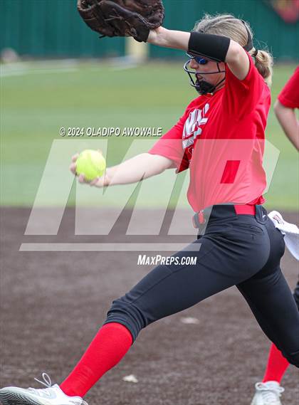 Thumbnail 3 in Van @ Rockwall-Heath (Scrimmage) photogallery.