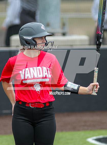 Thumbnail 3 in Van @ Rockwall-Heath (Scrimmage) photogallery.