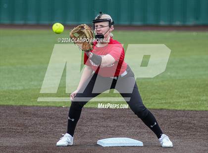 Thumbnail 2 in Van @ Rockwall-Heath (Scrimmage) photogallery.