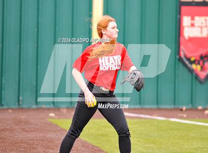 Thumbnail 2 in Van @ Rockwall-Heath (Scrimmage) photogallery.