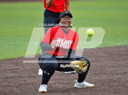 Thumbnail 1 in Van @ Rockwall-Heath (Scrimmage) photogallery.