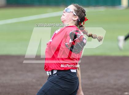 Thumbnail 2 in Van @ Rockwall-Heath (Scrimmage) photogallery.