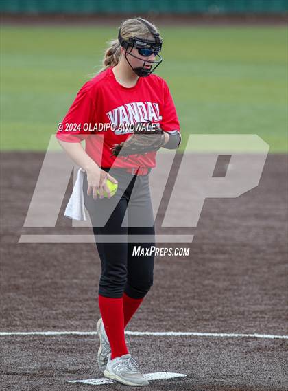 Thumbnail 2 in Van @ Rockwall-Heath (Scrimmage) photogallery.