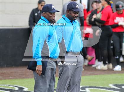Thumbnail 2 in Van @ Rockwall-Heath (Scrimmage) photogallery.