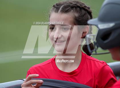 Thumbnail 3 in Van @ Rockwall-Heath (Scrimmage) photogallery.
