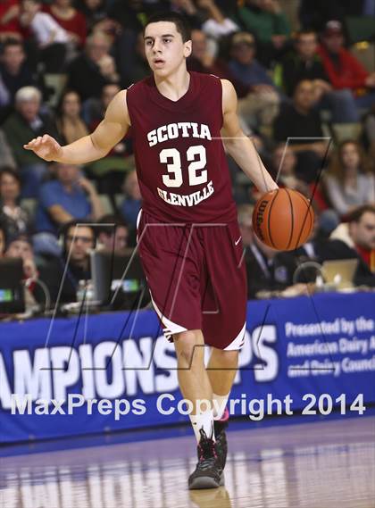 Thumbnail 2 in Rochester East vs. Scotia-Glenville (NYSPHSAA Class A Final) photogallery.
